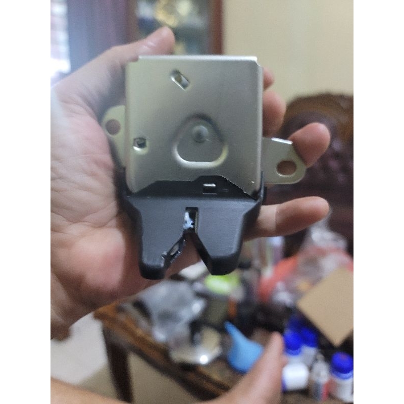 door lock bagasi vios Gen 1 tahun 2003 2006