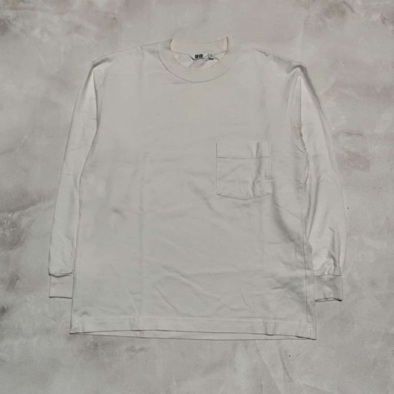 Baju kaos tangan panjang longsleeve pria uniqlo0 putih pocket