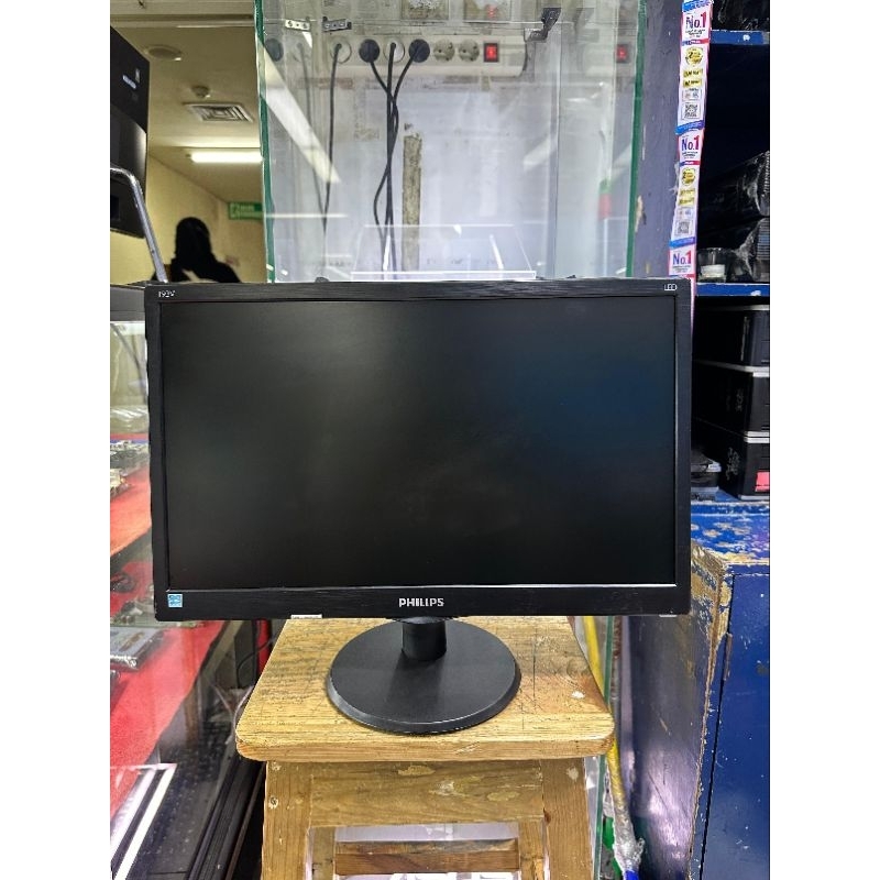 Monitor LED PHILIPS 19inch wide HDMI