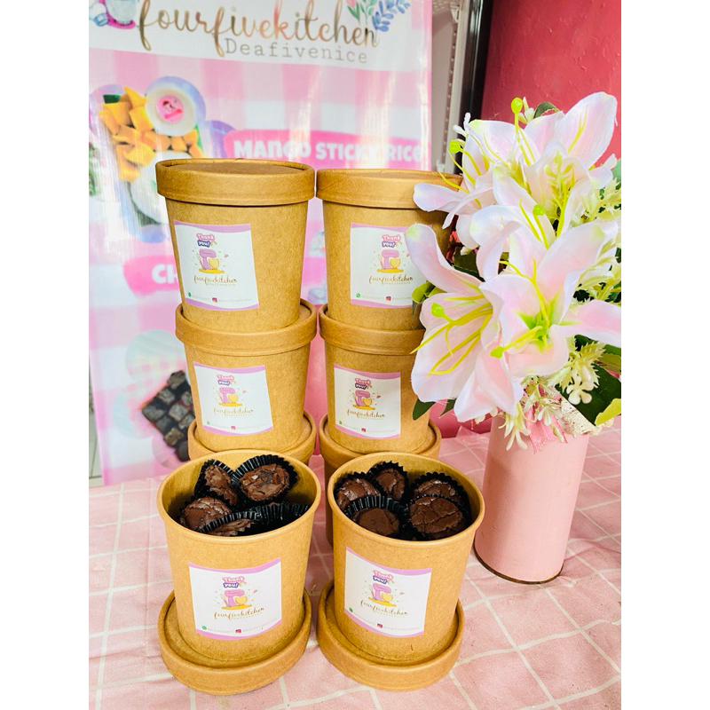 

fudgie brownies by fourfivekitchen