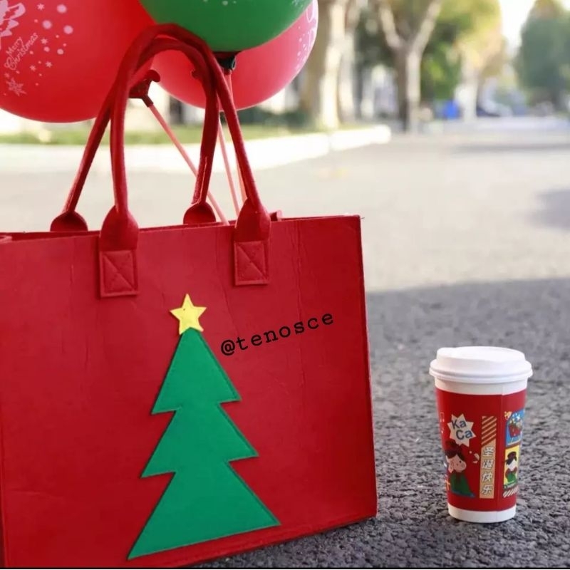 

Tas Premium Pohon Natal Hampers Toples 500gr Kue Kering Cookies Merry Christmas Kado Gift Parcel Hantaran Santa