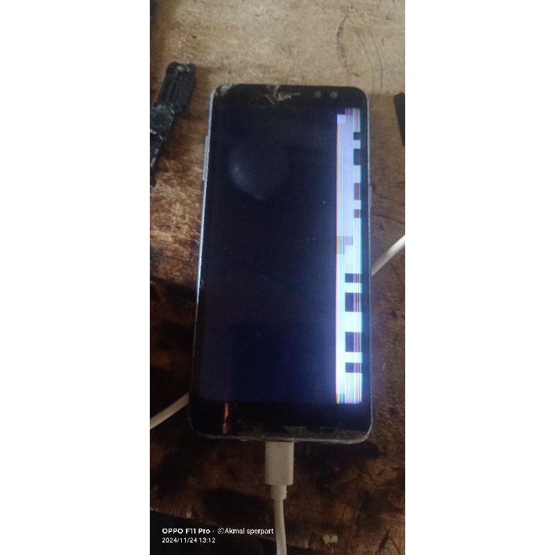 SAMSUNG A8 2018 MINUS LCD