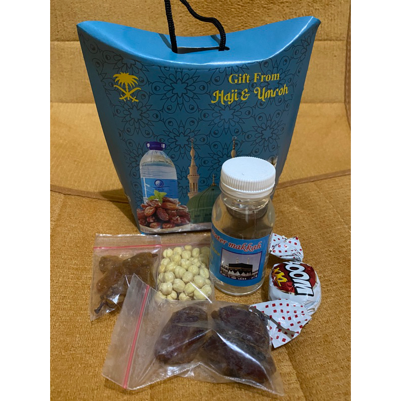 

Paket Oleh Oleh Giftbox Haji Umroh / gift box