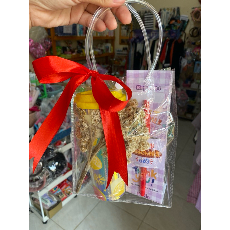 

tumble+pena untuk hari guru