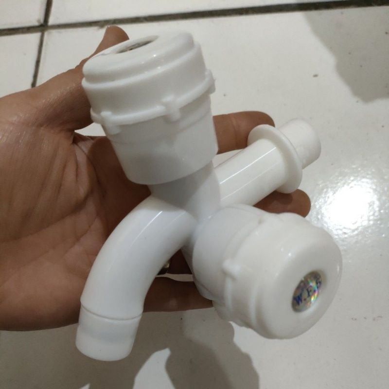 Kran shower pvc kran cabang shower keran shower mandi baling keran cabang kran air kamar mandi showe