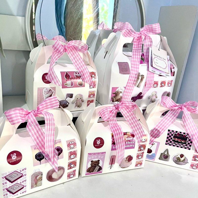 

PART 2 | [L] gift box/ gable box/ tempat kado hadiah/ ultah/ snack box, (hanya box saja) | UK MINI | BACA DESKRIPSI