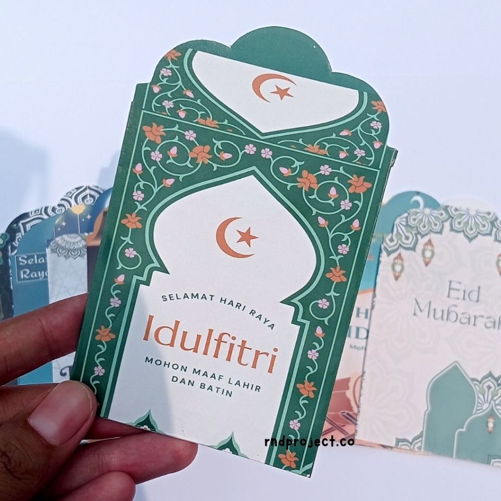 

Amplop Lebaran 2025 SIAP PAKAI Desain Koleksi Terbaru Angpau Tema Labubu Sanrio Kuromi Snack Muslim Resto Medium Art Paper Glossy Size 7x11 cm