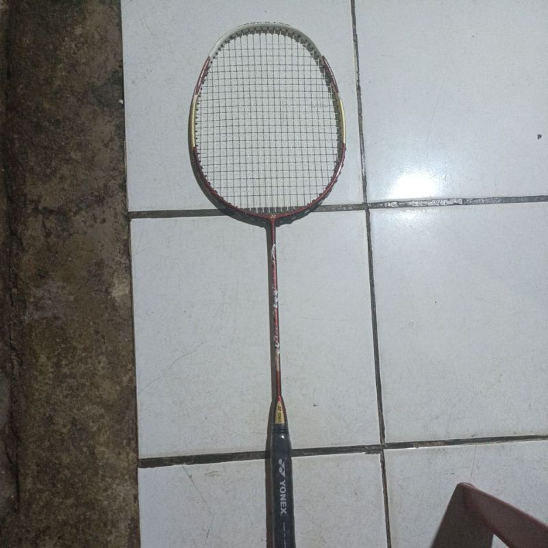 raket yonex armotec