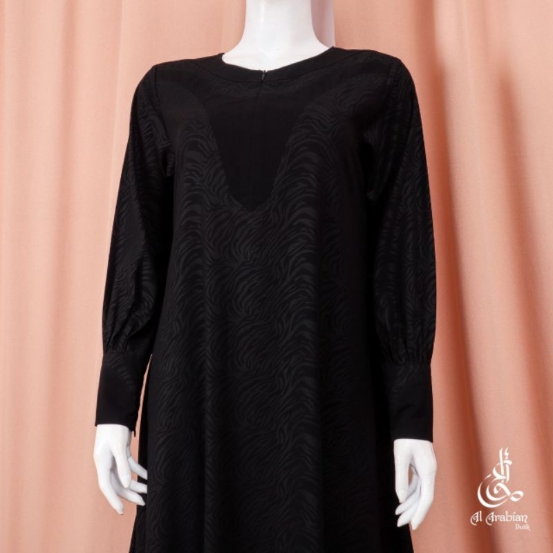 Rashiqa Embos Abaya Jetblack Bahan Royale Jetblack Arabian Variasi Motif Embos by Al Arabian Butik