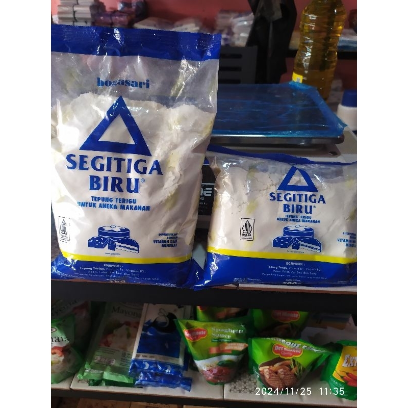 

tepung terigu segitiga biru