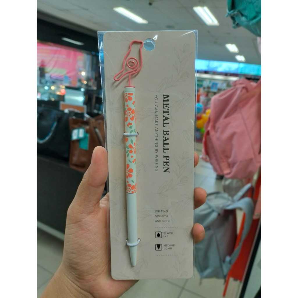 

Gramedia - KAKO TWIST METAL PEN WIRE BIRD PINK KKTW-BIRD