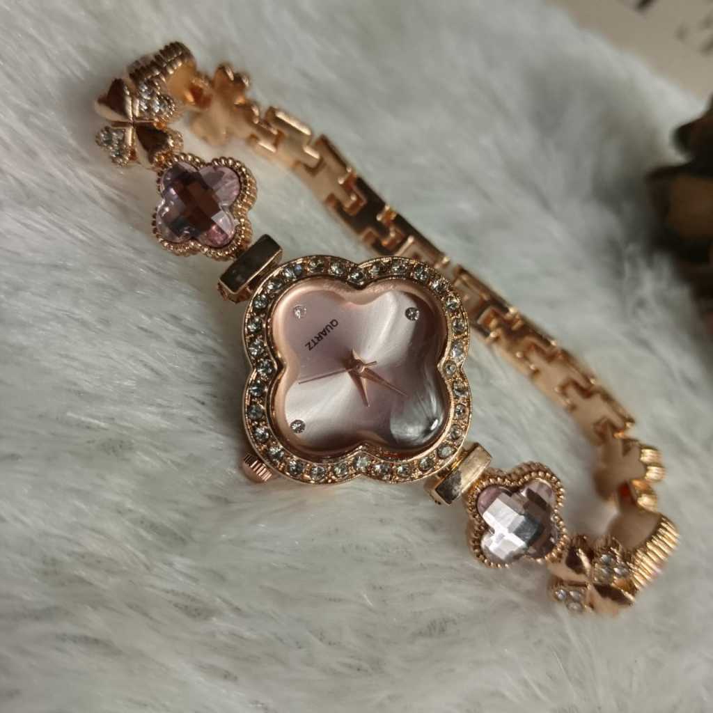 Jam Tangan Rantai Wanita Model Tulip Jam Tangan Wanita Kekinian Rantai Korean Style