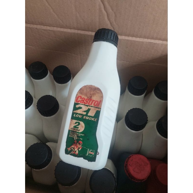 oli castrol 2T botol putih stok lawas era 90 an original england