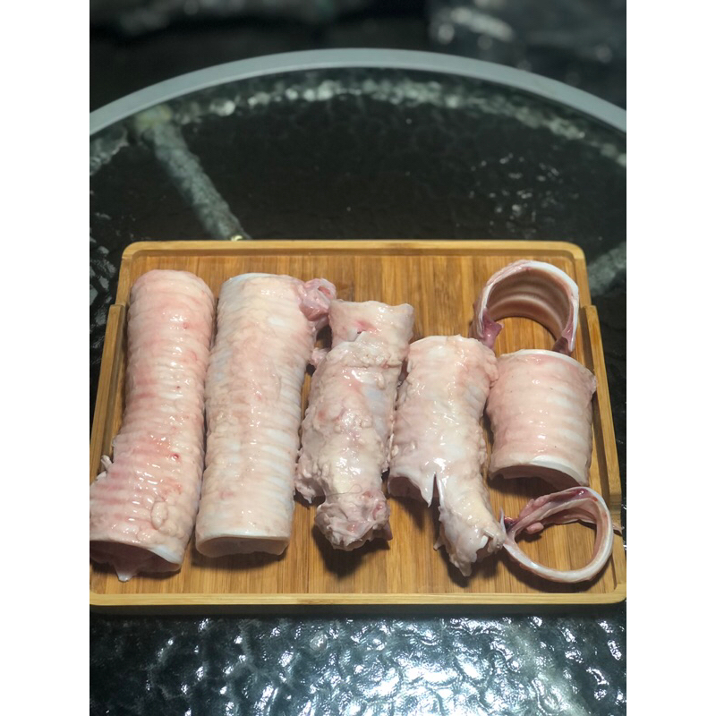 

Kerongkongan Sapi 500 Gram Beef Trachea Bersih Fresh Kondisi Frozen