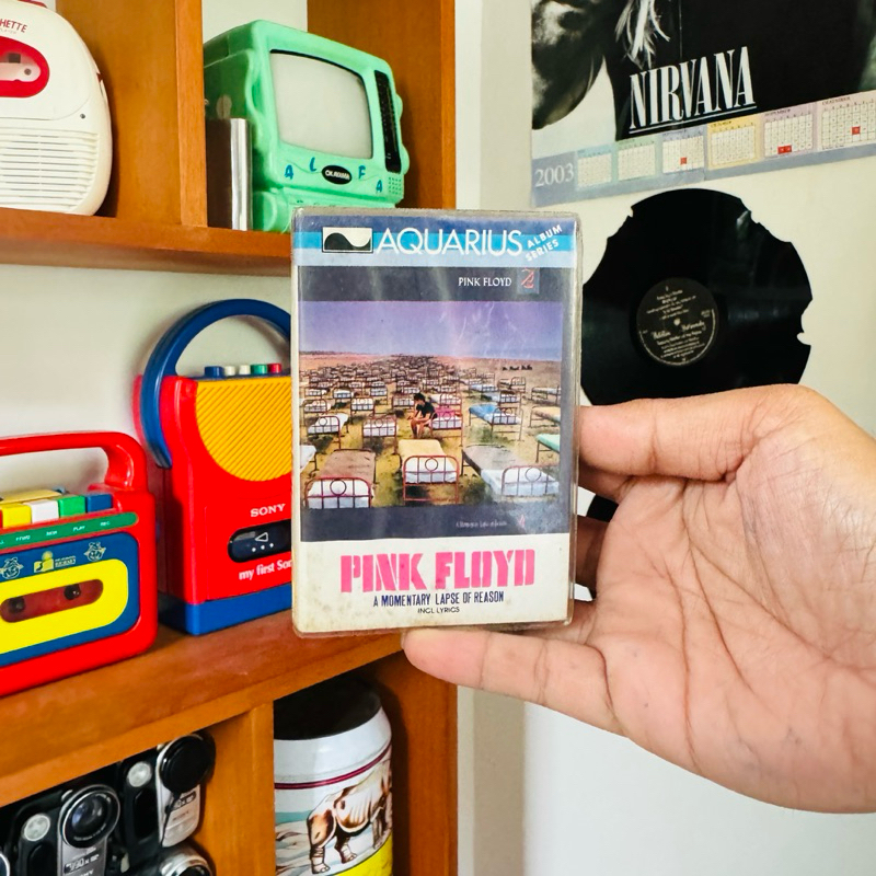 Kaset Pita / Tape / Walkman Pink Floyd A Momentary Lapse of Reason Original 100% Berfungsi / Tested 