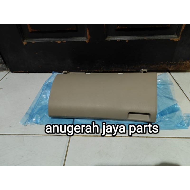 Cover Tutup Dashboard / Tutup Laci Innova 2004-2008 Original Cream