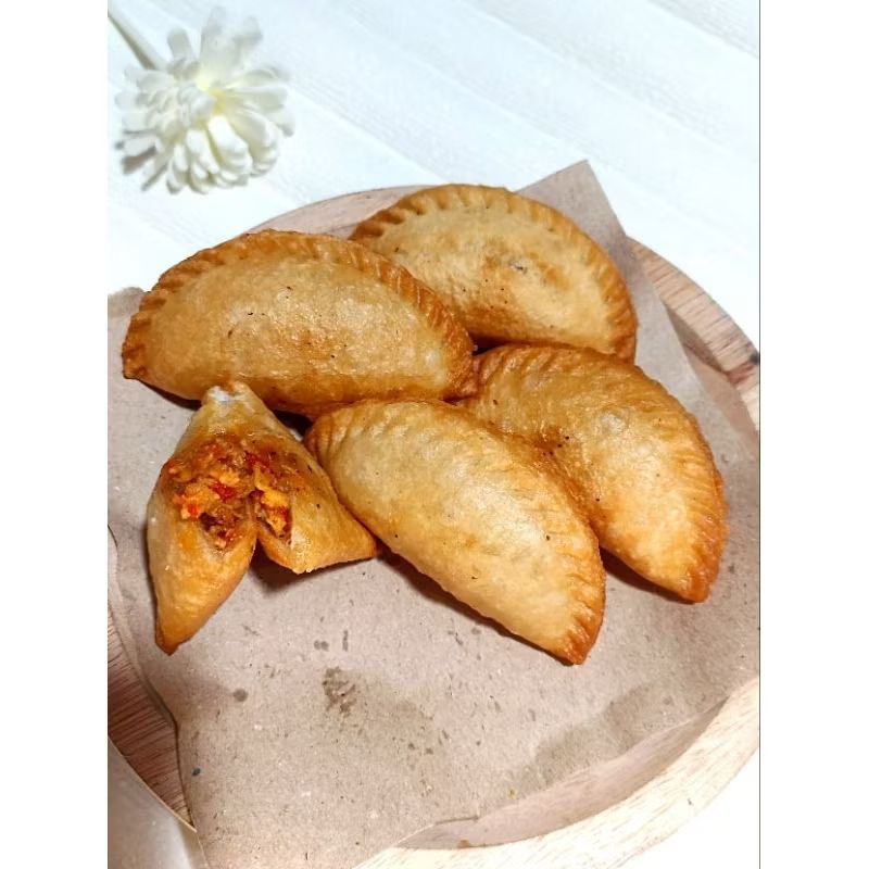 

cireng isi ayam suwir