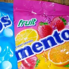 

TERMURAH 2 BUNGKUS PERMEN MENTOS FRUITS 135 GRAM