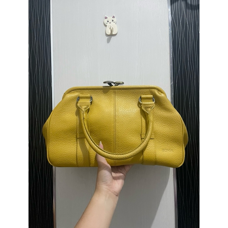 Preloved Tas Bonia Original Store Yellow Bonia
