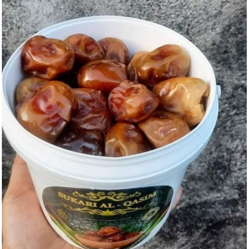 

Kurma Sukkari kemasan ember 800gr