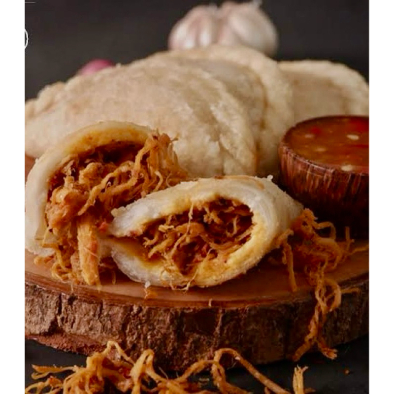 

CIRENG JUMBO ISI AYAM SUWIR PEDAS 3 pcs