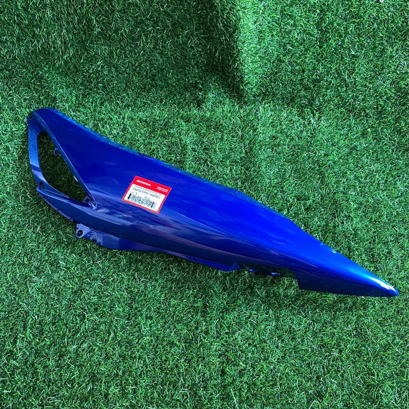 COVER BODY R COVER BODI  KANAN  HONDA SUPRA X 125 LAMA BATMAN ORIGINAL ASLI AHM