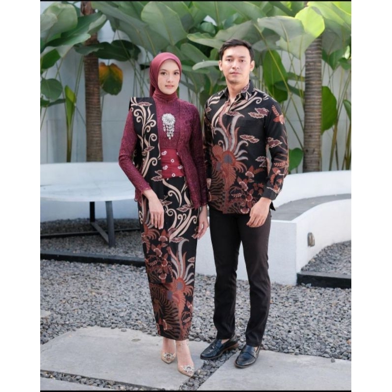 Set Couple Kebaya Ayu Batik Brokat Kombinasi Payet Swarovski Setelan Kemeja Atasan Pria Hem Rok Skir