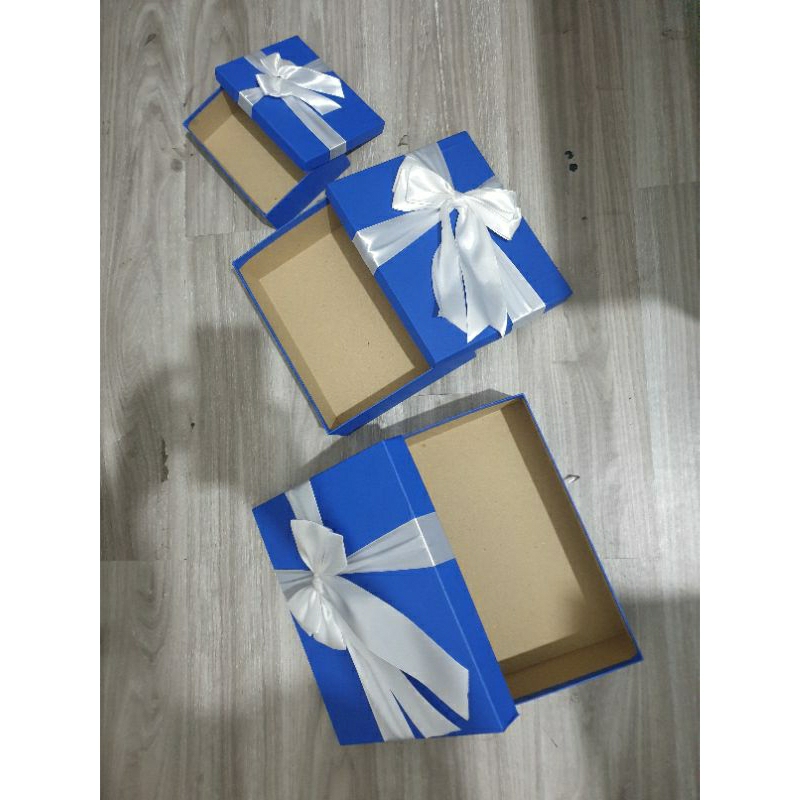 

Kotak Kado 3in1