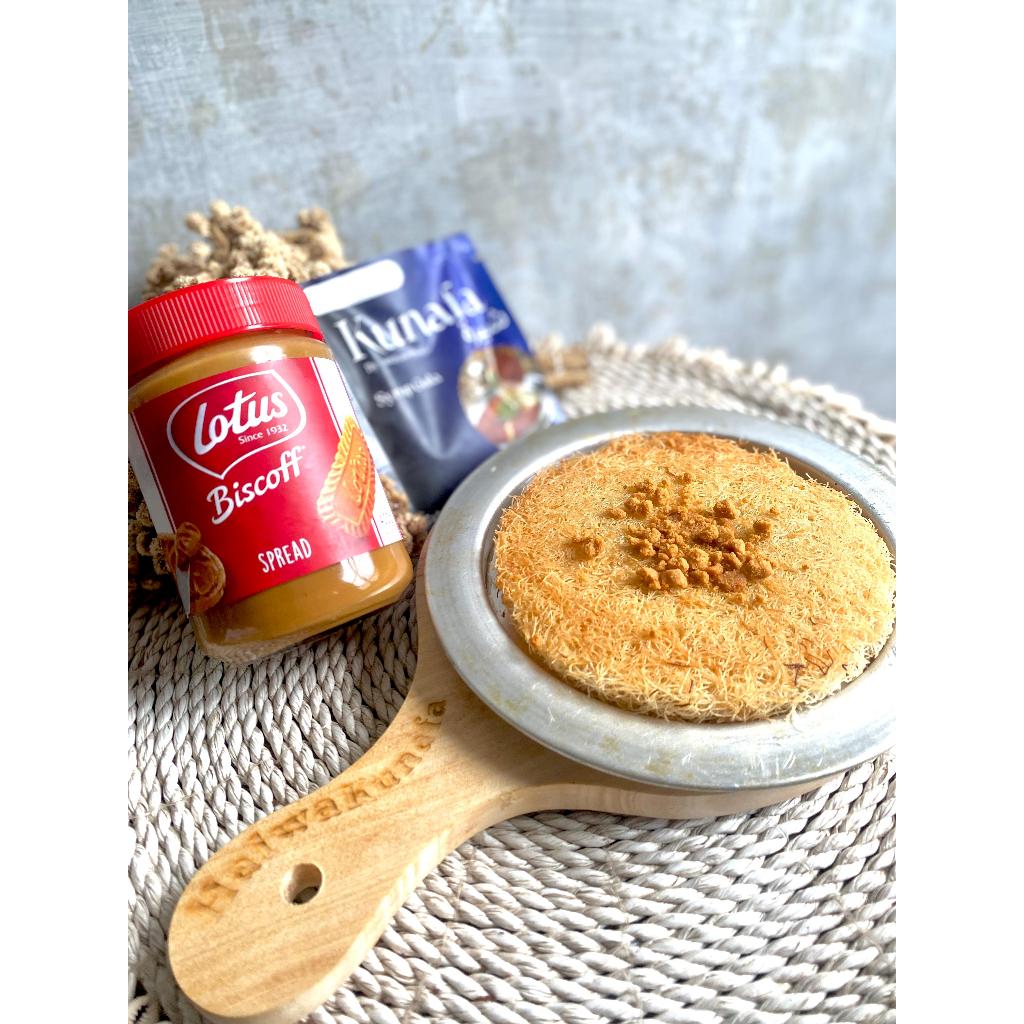 

Kunafe Isian Lotus by halwaKunafa / Kunafa Lotus biscoff / Kunafa Cruncy