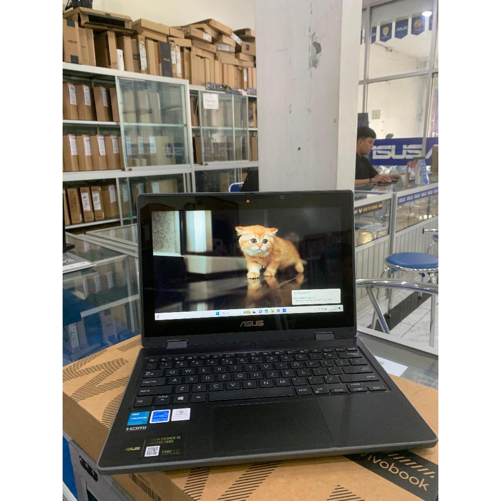 LAPTOP ASUS BR1100FKA 2-in-1 touchscreen flip360 celeron RAM 4GB/SD 128GB WIN10PRO LIKENEW