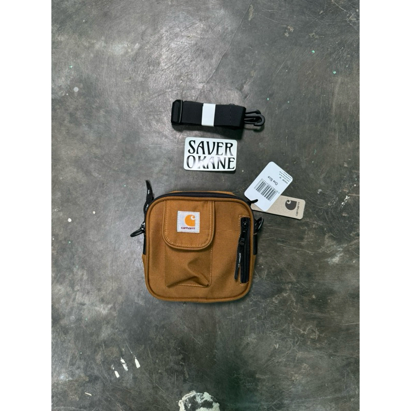 CARHARTT WIP - ESSENTIALS BAG SMALL BROWN