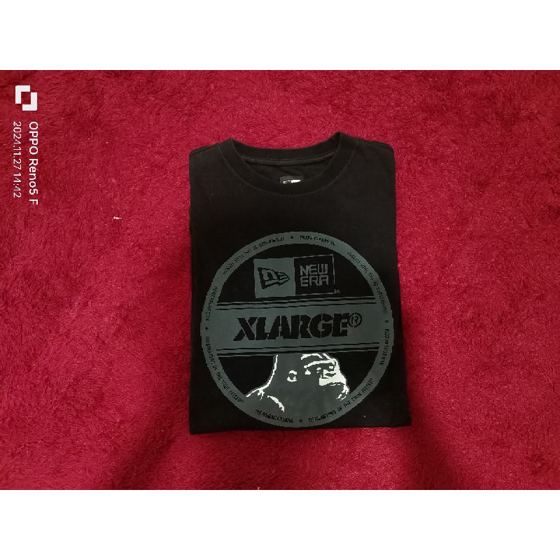 Kaos New Era Logo x X-Large