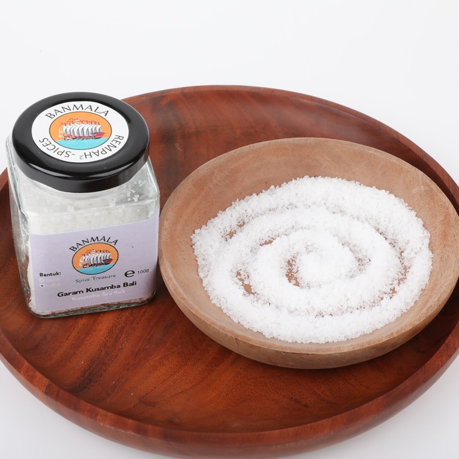 

Banmala Garam laut Kusamba Bali Sea Salt glass jar Spice Treasure - Halus sedang
