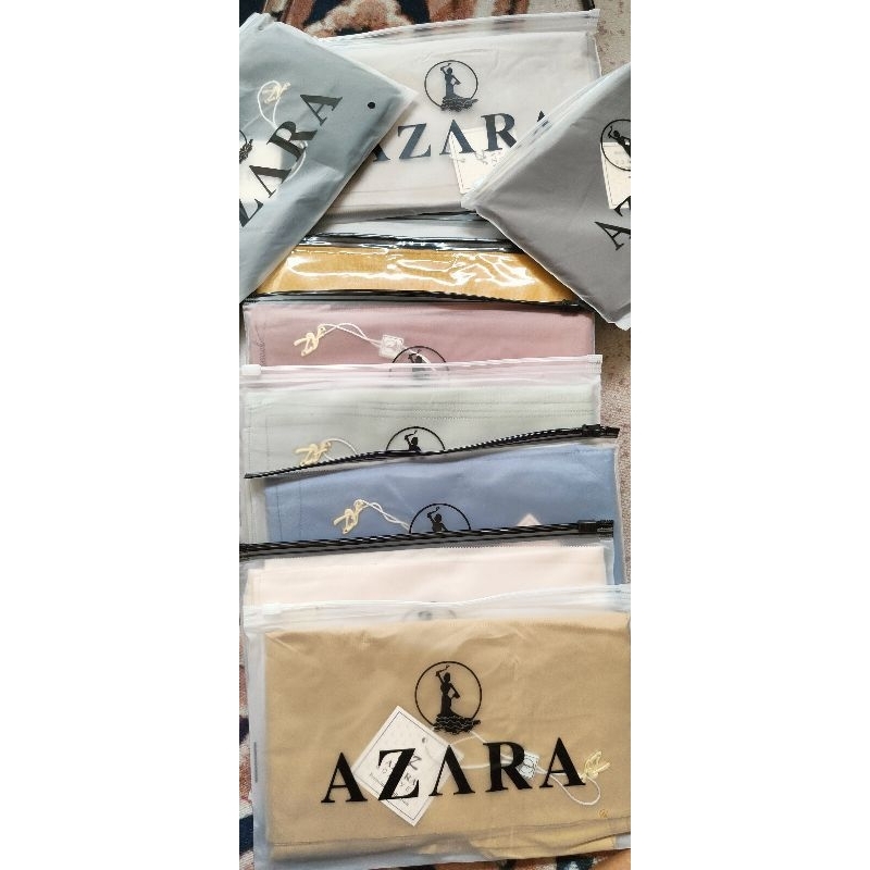 Jilbab Azara segi empat polos logo metal