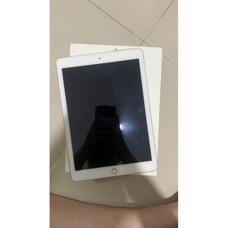 IPAD AIR 2 (SECOND)