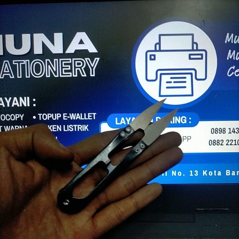 

Pisau Benang Standar