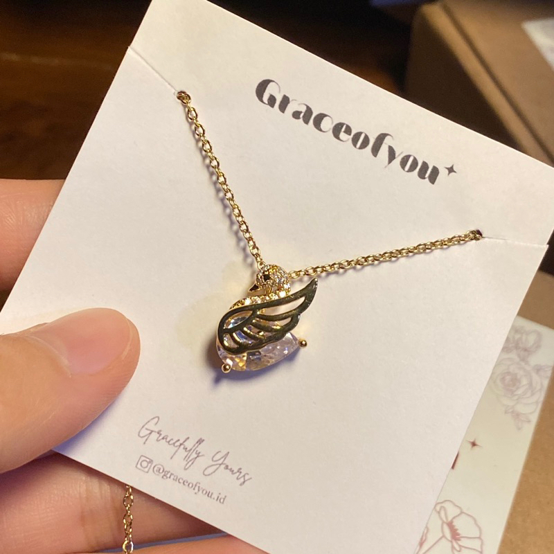 Graceofyou - Swan Amour Necklace - Kalung Korea Wanita KKV Liontin Swan Angsa Swarovski