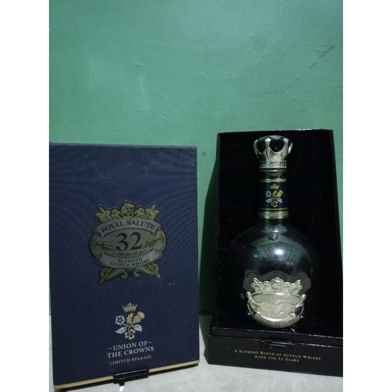 botol bekas royal salute 32