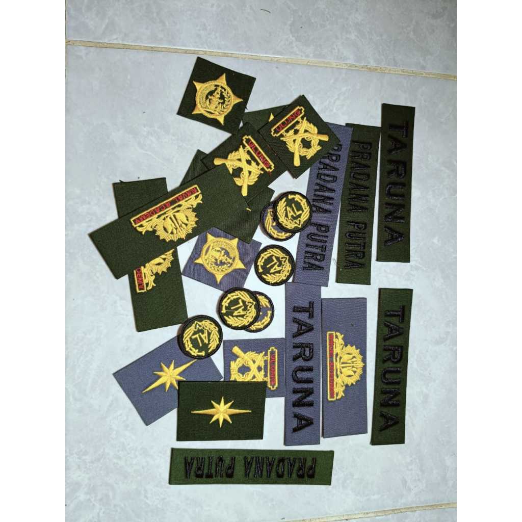 ATRIBUT TARUNA TNI AL