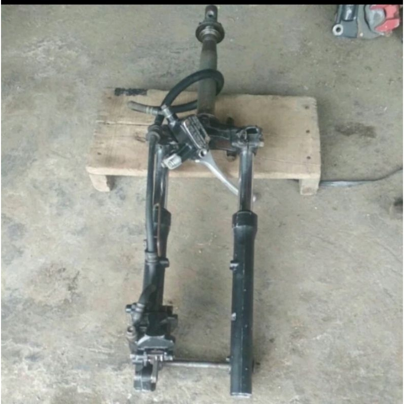 sokbreker depan Honda satu set Vario 125 old 150 new  LED OL original copotan