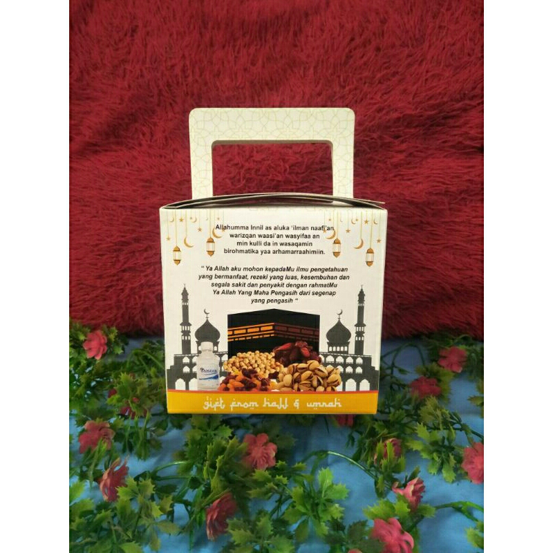 

dus box ka'bah putih dan hitam emas box kosong untuk oleh-oleh haji dan umroh