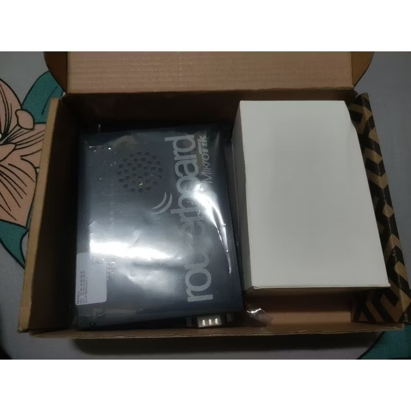 Mikrotik Routerboard RB450Gx4 tidak ada DUS RB 450 Gx4. Bekas siap pakai