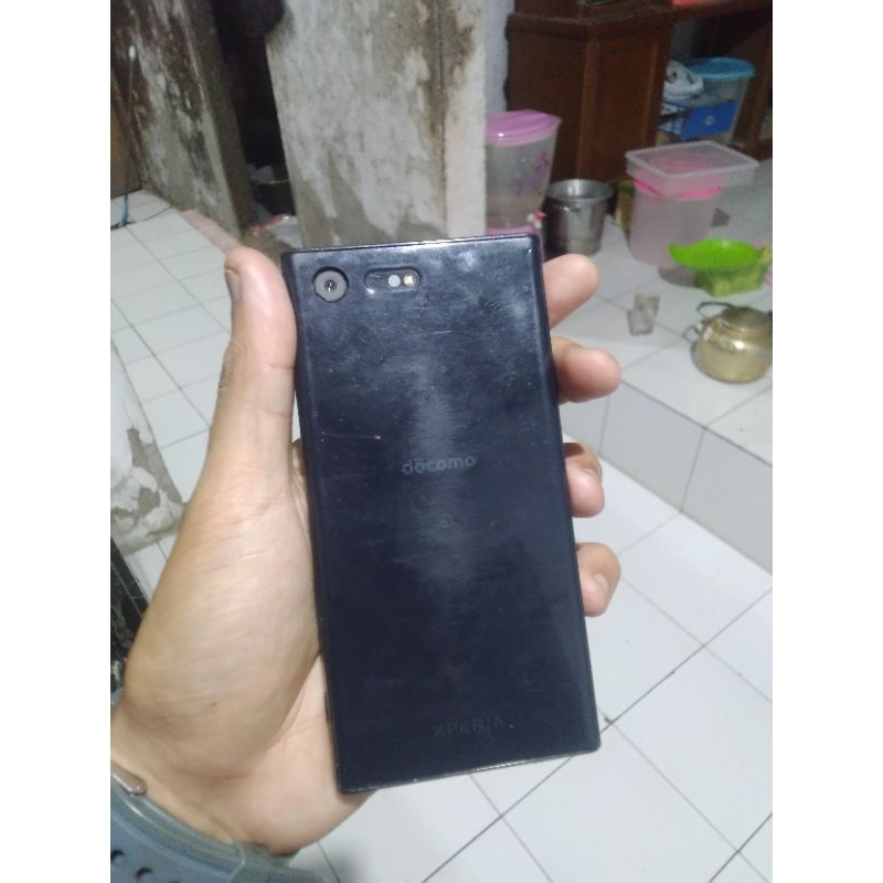 sony x compact minus