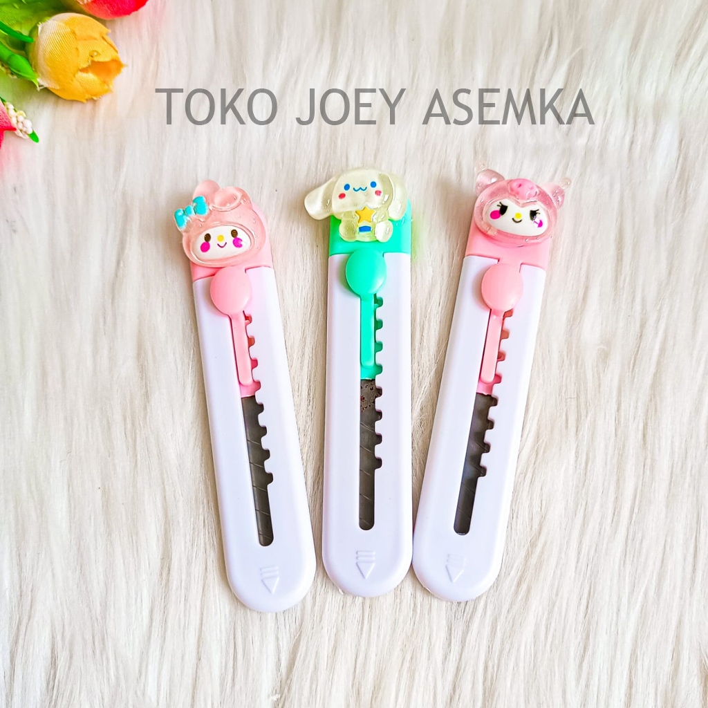 

CUTTER SANRIO MINI MELODY CINAMOROLL KUROMI PISAU PEMOTONG KECIL KNIFE KATER ATK SEKOLAH COD MURAH