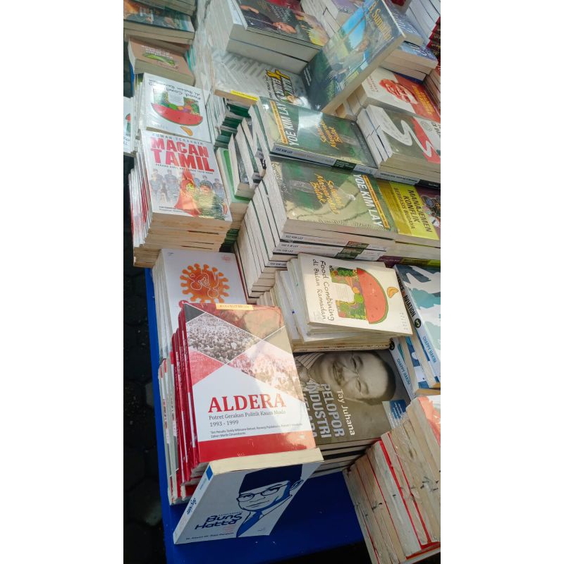 

Bazar Buku