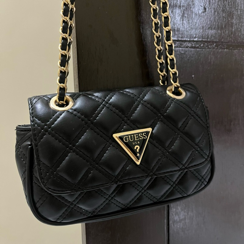 preloved tas guess premium kulit hitam (size mini)