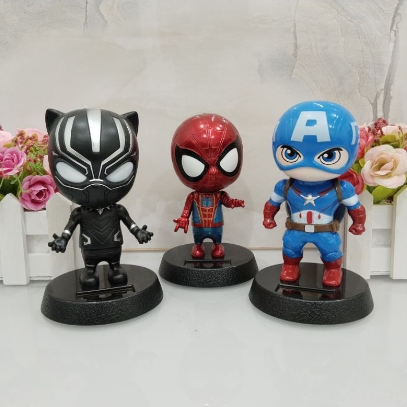 Pajangan Goyang Dashboard Mobil Karakter Super Hero