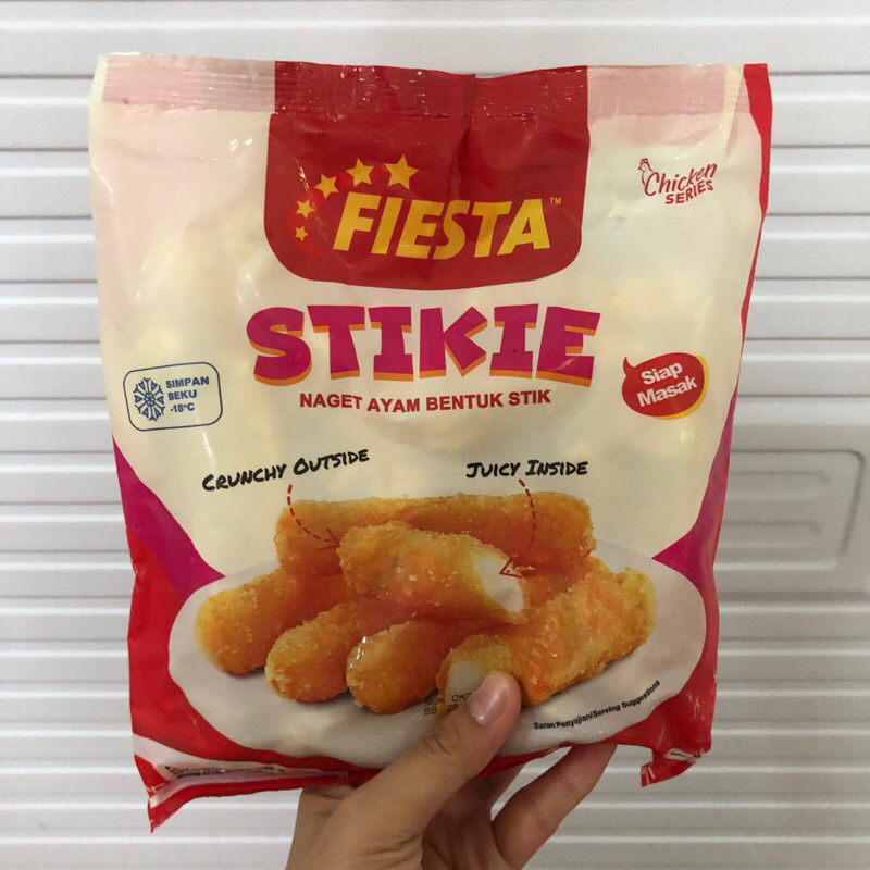 

Fiesta Chicken Nugget Stickie 400gr