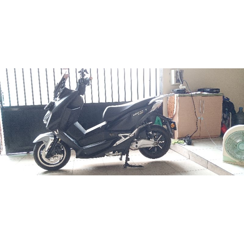 [BEKAS] United T1800