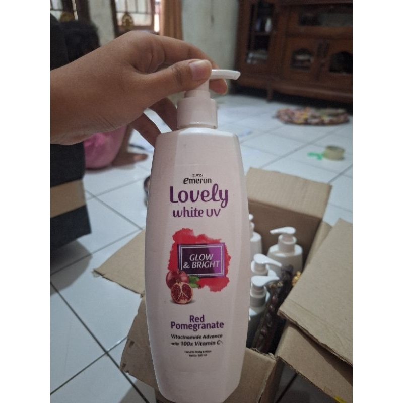 Emeron Lovely White Uv Glow and Bright Pomegranate 500 ml